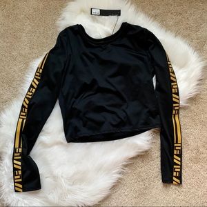 LF Store Long sleeve Cropped GOLD Logo detailing